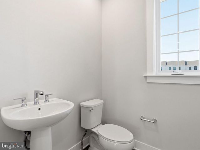 23 SNAP DRAGON RD, Carlisle, PA 17015