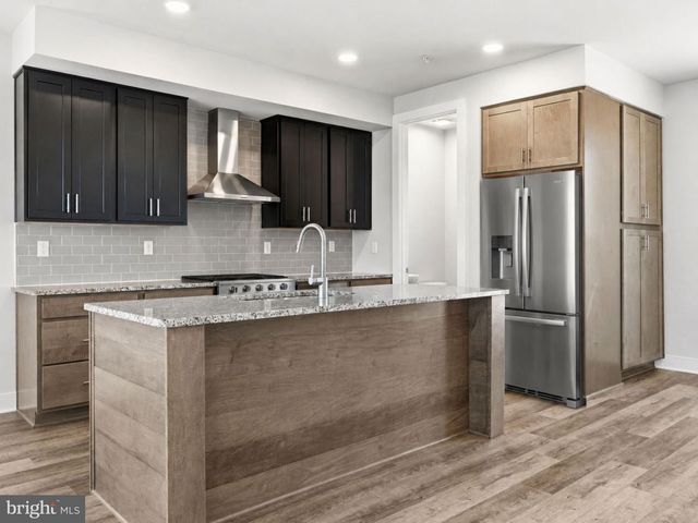 23 SNAP DRAGON RD, Carlisle, PA 17015