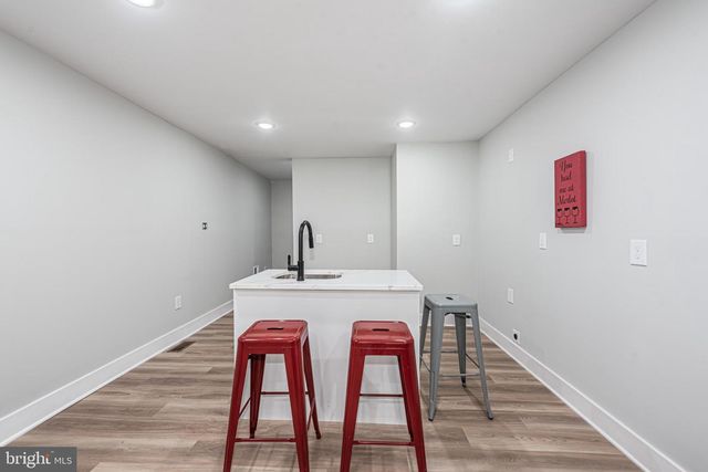 1005 N MOUNT ST, Baltimore, MD 21217