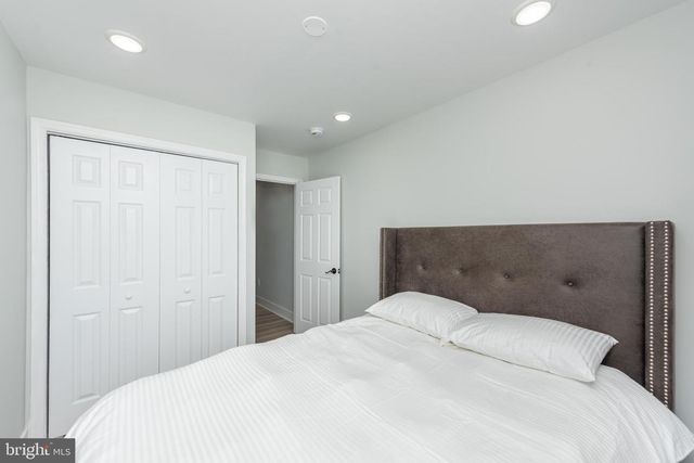 1005 N MOUNT ST, Baltimore, MD 21217