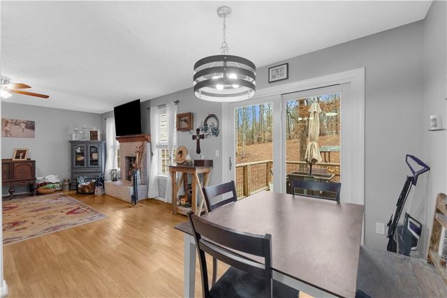 6124 Clyde Connor Rd, Murrayville, GA 30564