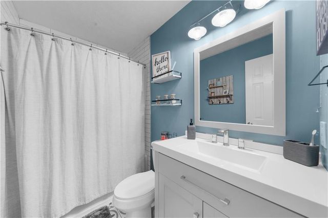 6124 Clyde Connor Rd, Murrayville, GA 30564