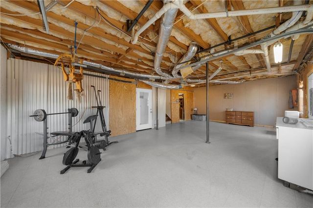 6124 Clyde Connor Rd, Murrayville, GA 30564