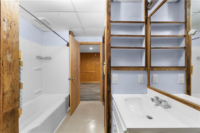 6124 Clyde Connor Rd, Murrayville, GA 30564