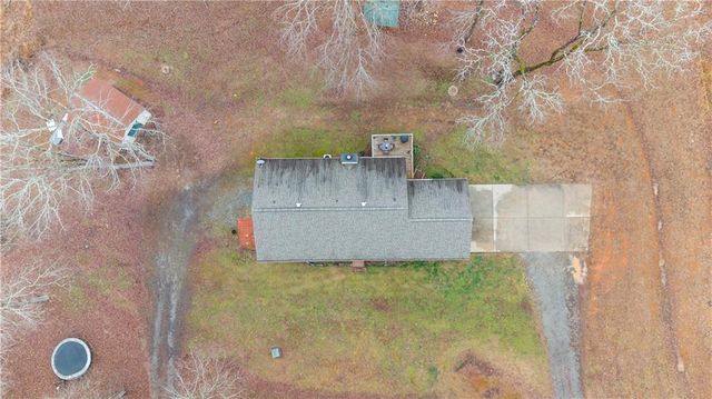 6124 Clyde Connor Rd, Murrayville, GA 30564