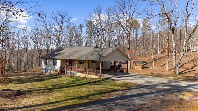 6124 Clyde Connor Rd, Murrayville, GA 30564