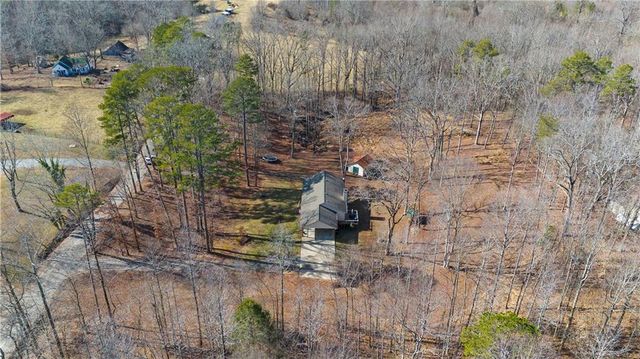 6124 Clyde Connor Rd, Murrayville, GA 30564