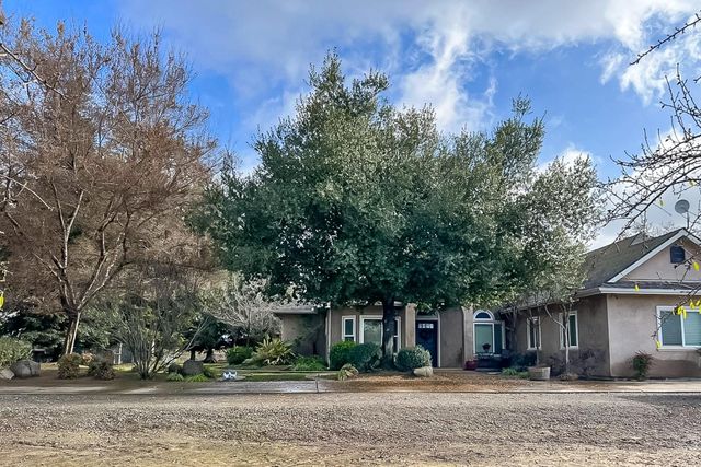 1710 Avenue 388, Kingsburg, CA 93631