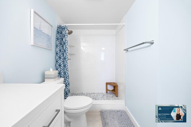 501 E Dania Beach Boulevard 5-5b, Dania Beach, FL 33004