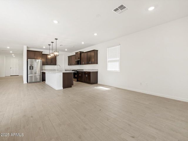 8544 W Saratoga Way, Florence, AZ 85132