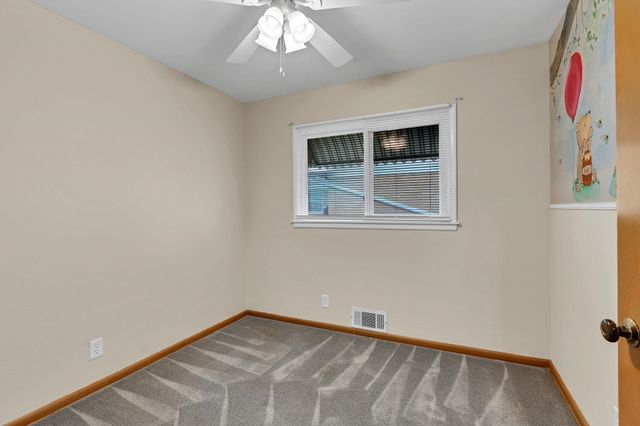 2904 S Bennett Ave, Wichita, KS 67217