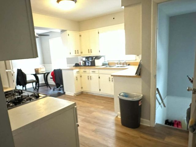 17832 Glen Oak Avenue, Lansing, IL 60438