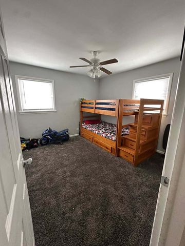 17832 Glen Oak Avenue, Lansing, IL 60438