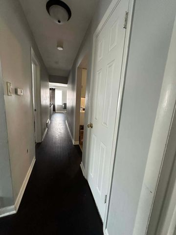 17832 Glen Oak Avenue, Lansing, IL 60438