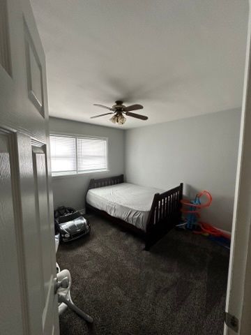 17832 Glen Oak Avenue, Lansing, IL 60438