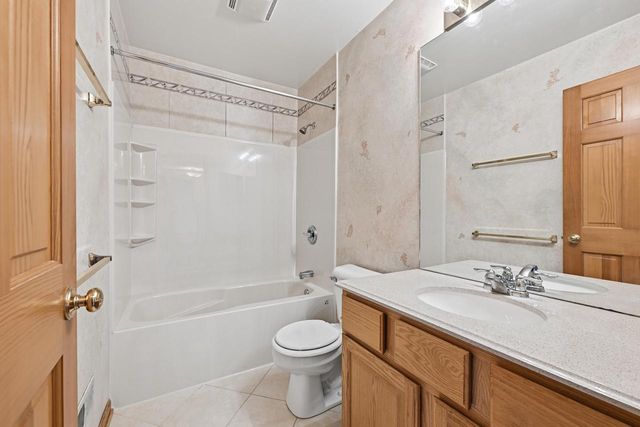 N66W14659 White Birch DRIVE, Menomonee Falls, WI 53051