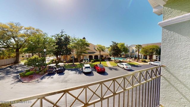 2252 Beach Drive, 204, Gulfport, MS 39507