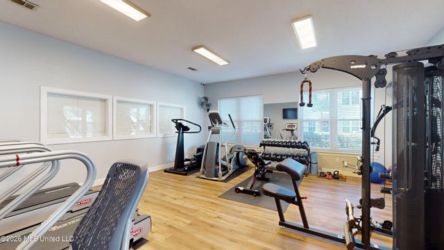 2252 Beach Drive, 204, Gulfport, MS 39507