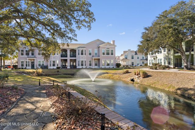 2252 Beach Drive, 204, Gulfport, MS 39507