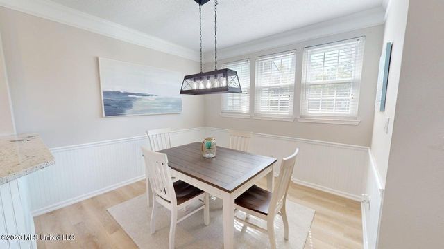 2252 Beach Drive, 204, Gulfport, MS 39507