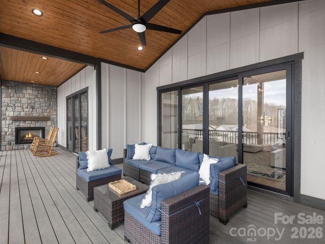 434 Big Hill Drive, Arden, NC 28704