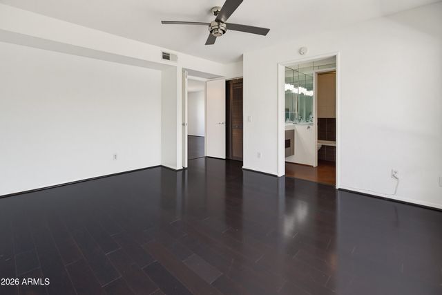 5215 N 24TH Street 207, Phoenix, AZ 85016