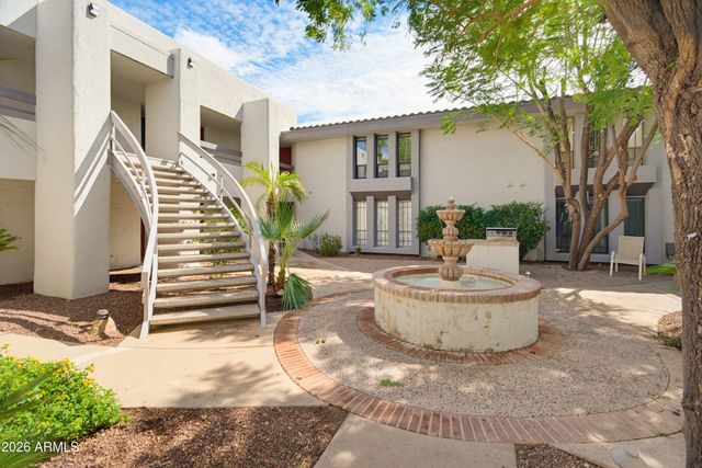 5215 N 24TH Street 207, Phoenix, AZ 85016