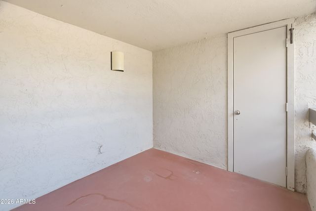 5215 N 24TH Street 207, Phoenix, AZ 85016