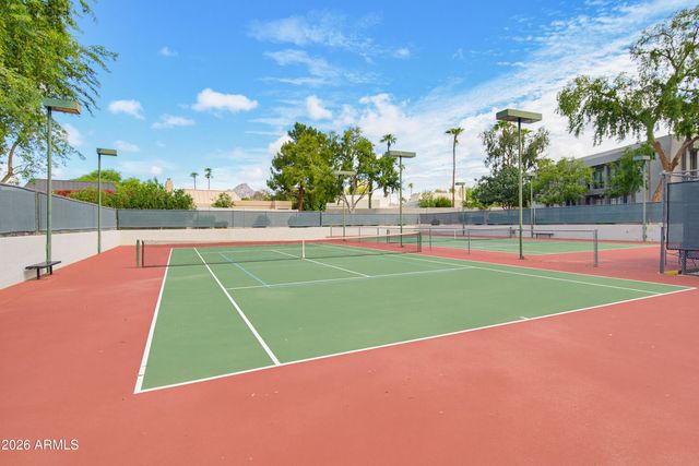 5215 N 24TH Street 207, Phoenix, AZ 85016