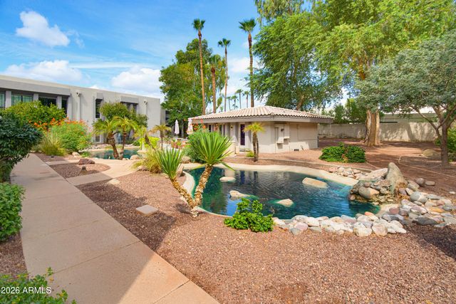 5215 N 24TH Street 207, Phoenix, AZ 85016