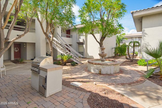 5215 N 24TH Street 207, Phoenix, AZ 85016