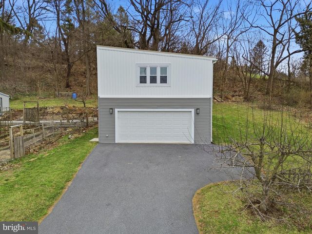 2317 FRUITVILLE PIKE, Lancaster, PA 17601