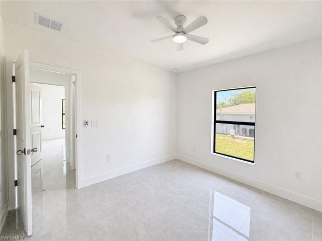 4412 25th ST SW, Lehigh Acres, FL 33973