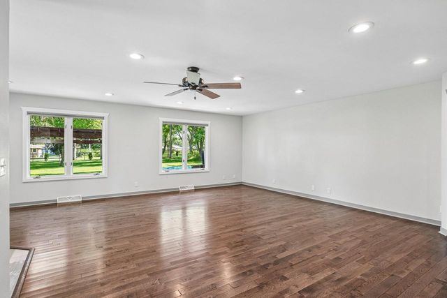 11509 Parkview LANE, Hales Corners, WI 53130