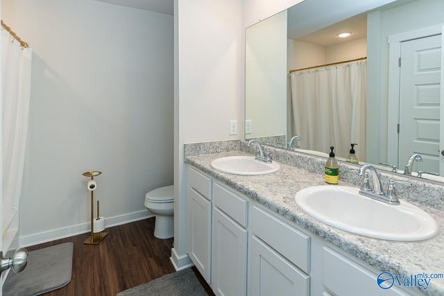 352 Falling Water Lane, Huntsville, AL 35756