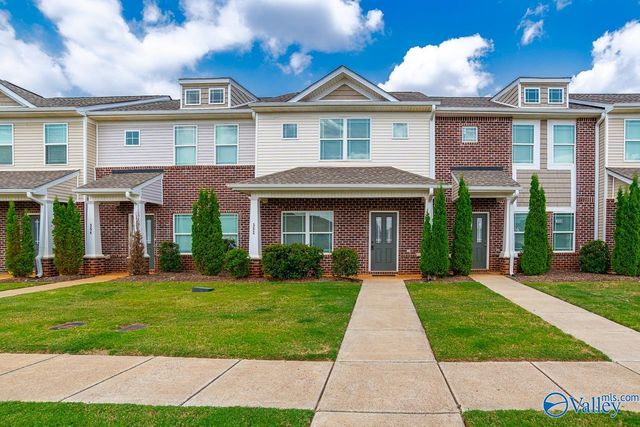 352 Falling Water Lane, Huntsville, AL 35756