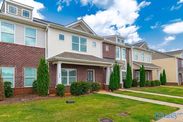 352 Falling Water Lane, Huntsville, AL 35756