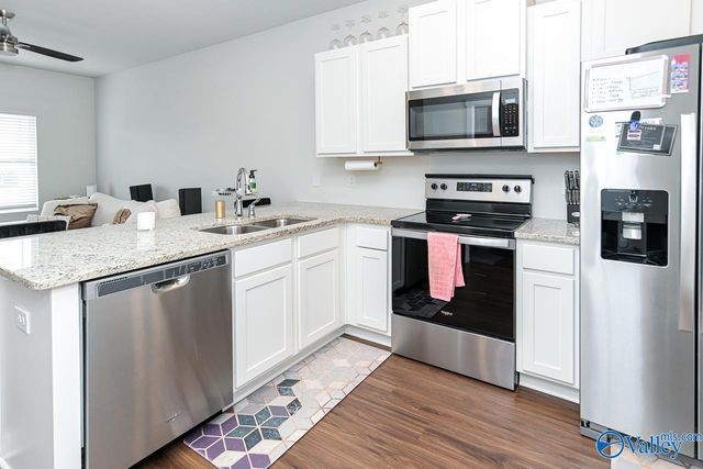 352 Falling Water Lane, Huntsville, AL 35756