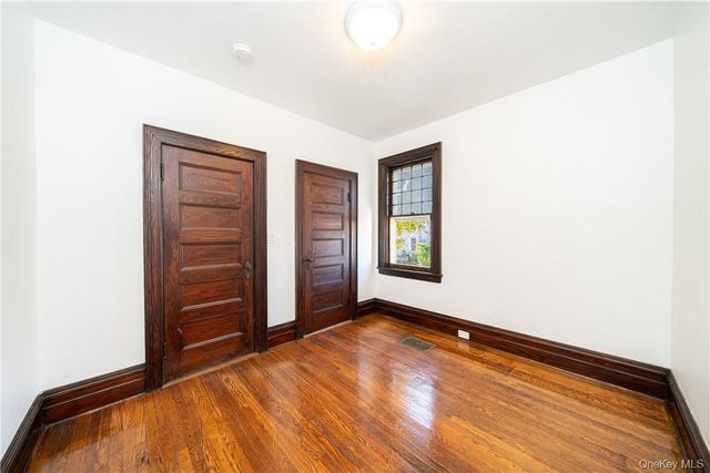 71 Rossmore Avenue, Bronxville, NY 10708