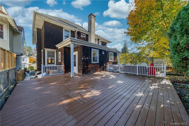 71 Rossmore Avenue, Bronxville, NY 10708