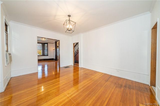 71 Rossmore Avenue, Bronxville, NY 10708