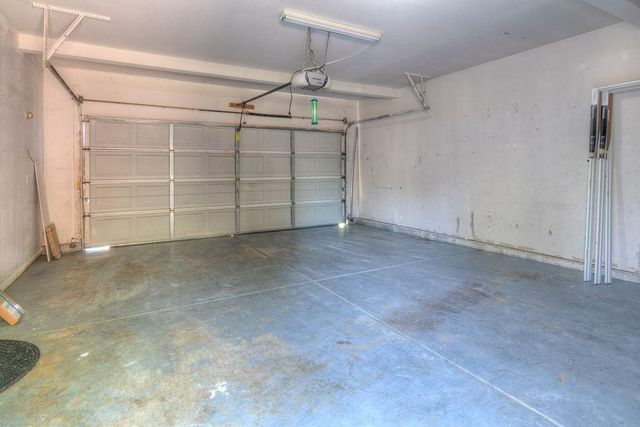 6871 Newport Cove Way, Sacramento, CA 95823