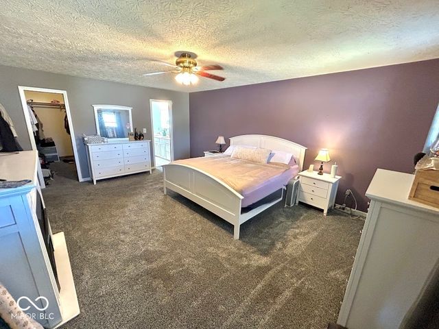 14201 W Katriene Drive, Daleville, IN 47334