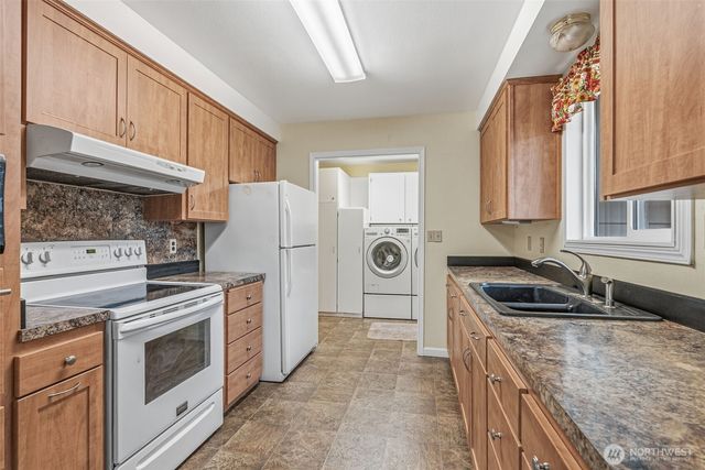 1935 Westside Highway, Kelso, WA 98626