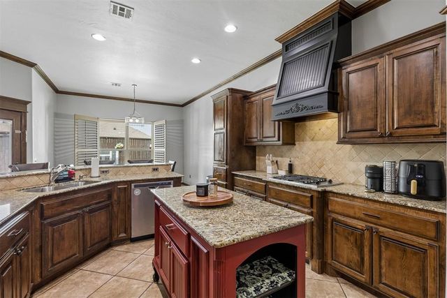 3004 Skye Ridge Drive, Norman, OK 73069