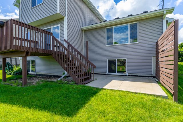 645 SE Pleasant View Drive, Waukee, IA 50263