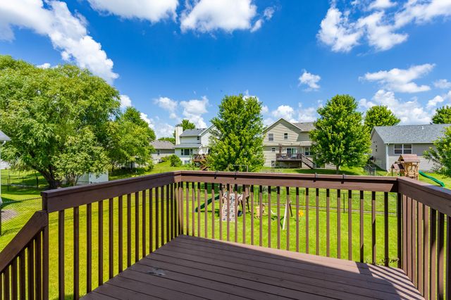 645 SE Pleasant View Drive, Waukee, IA 50263