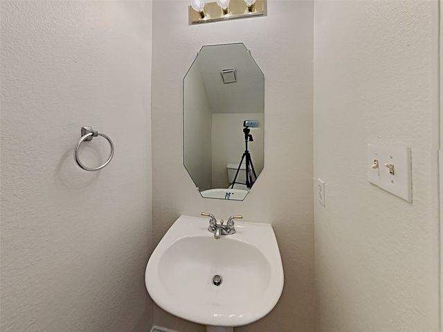 8212 Dynasty, Fort Worth, TX 76123