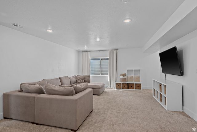 3326 E CALEDONIA AVE, Eagle Mountain, UT 84005