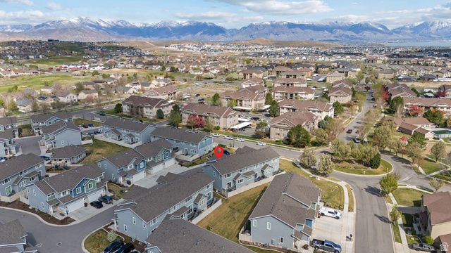 3326 E CALEDONIA AVE, Eagle Mountain, UT 84005